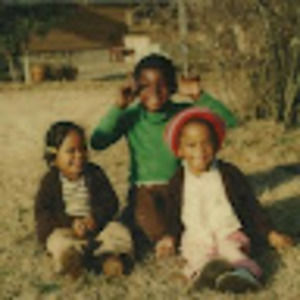 Meet your Posher, Sharona